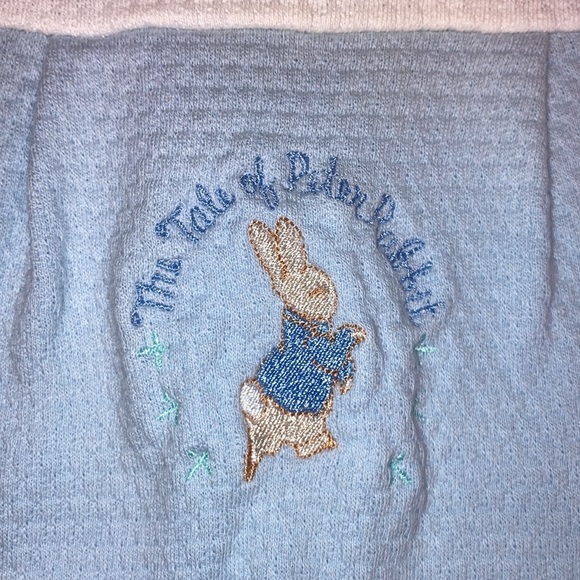 Peter Rabbit  & Friends play wear large 18-23lbs short sleeve romper - Picture 2 of 8